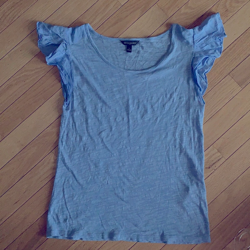 Banana Republic Top‎